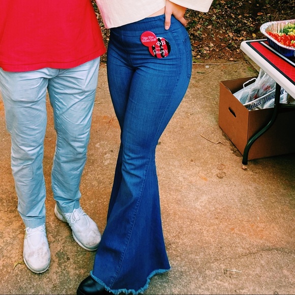 flare jeans - Picture 3 of 3